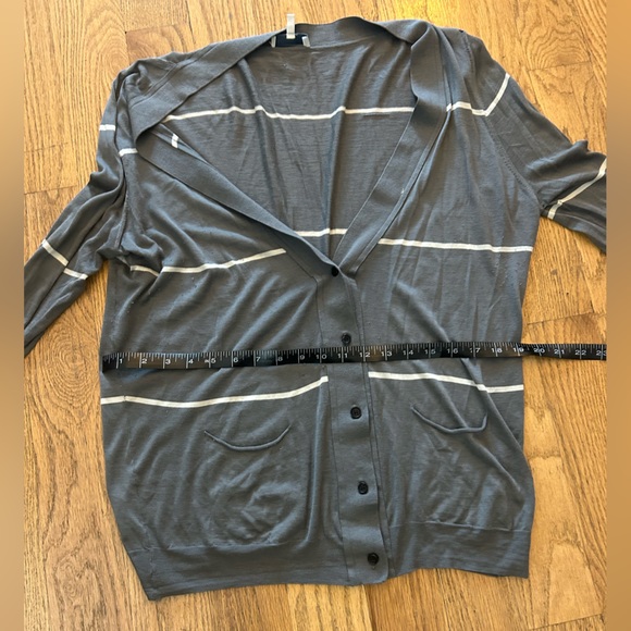 Grey and white striped Cardigan Sweater - Picture 6 of 12